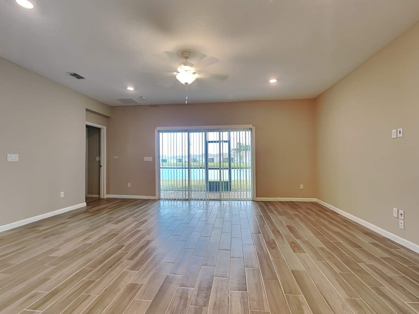 7539 Chervil St photo 4