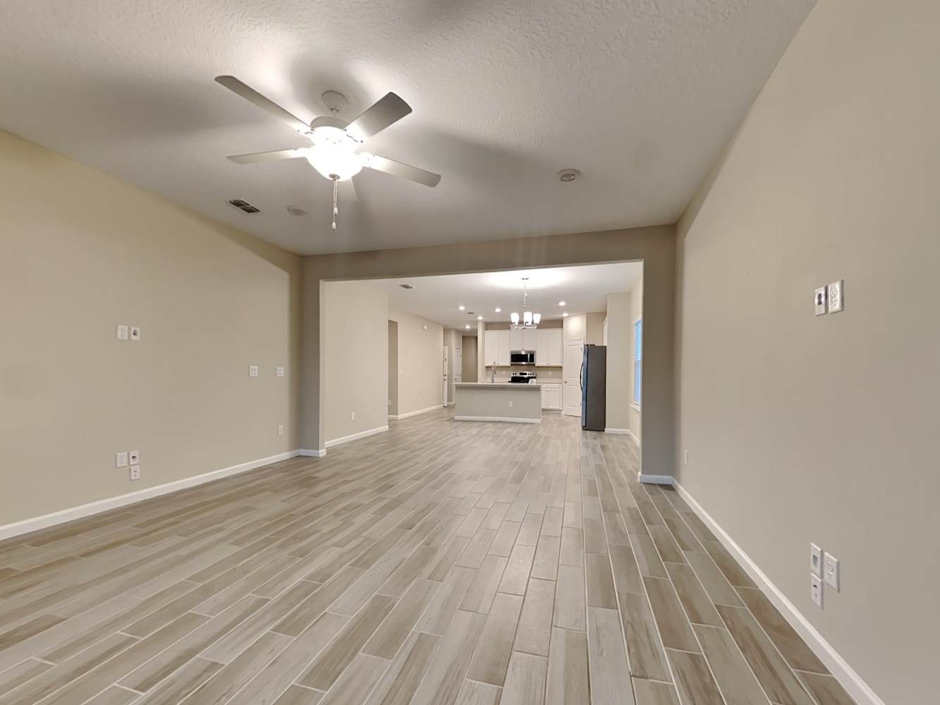 7545 Chervil St photo 3