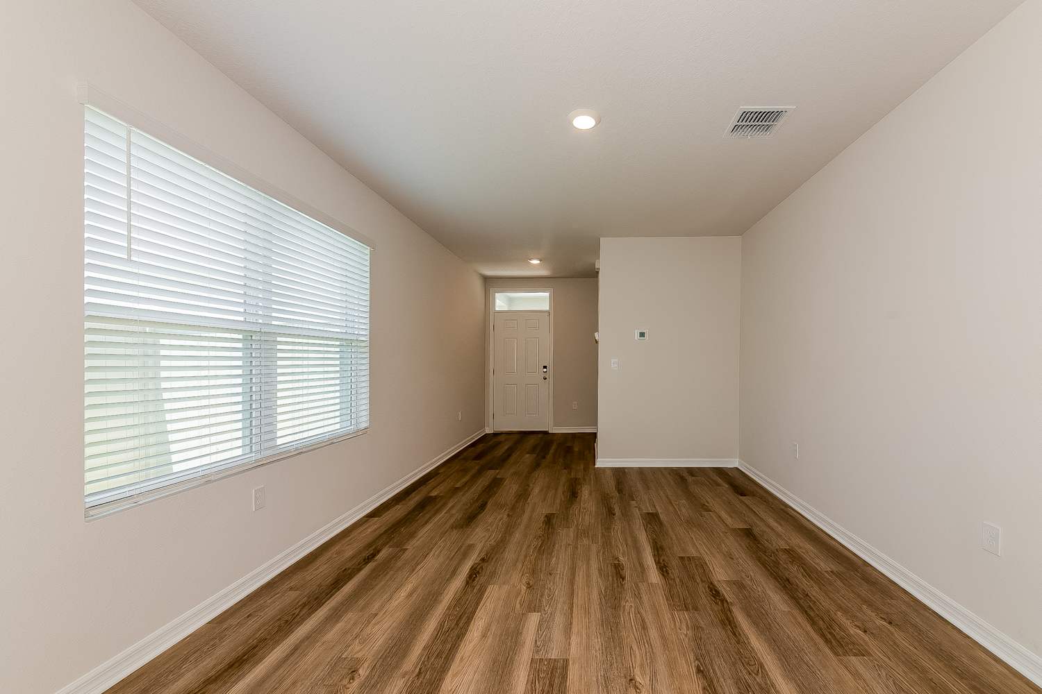 7976 Majestic Palms Court photo 4