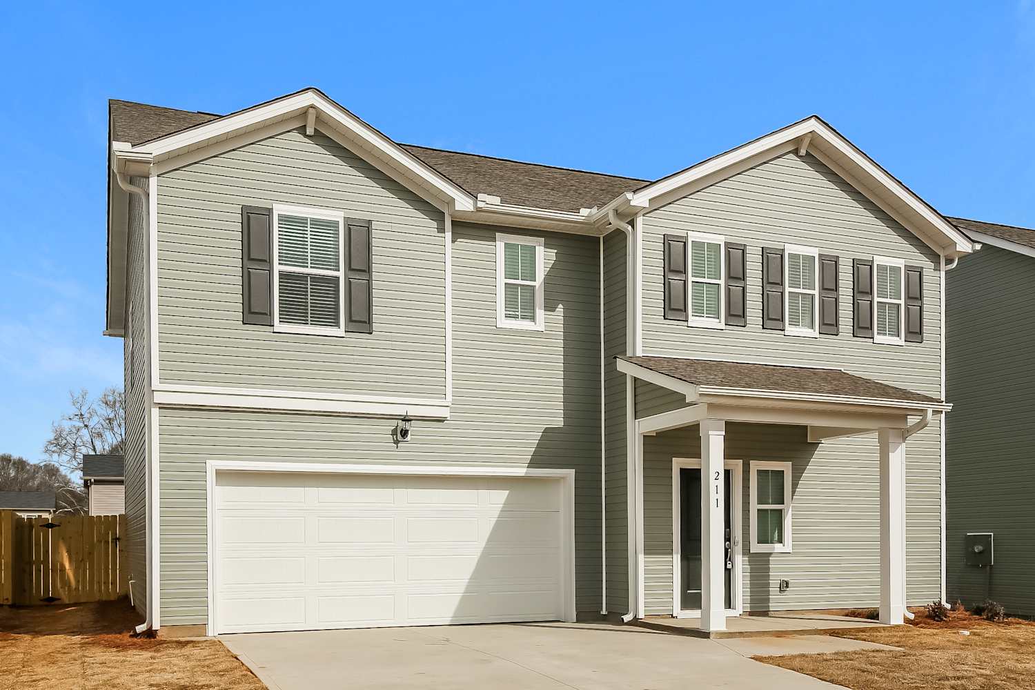211 White Fields Ave photo 4