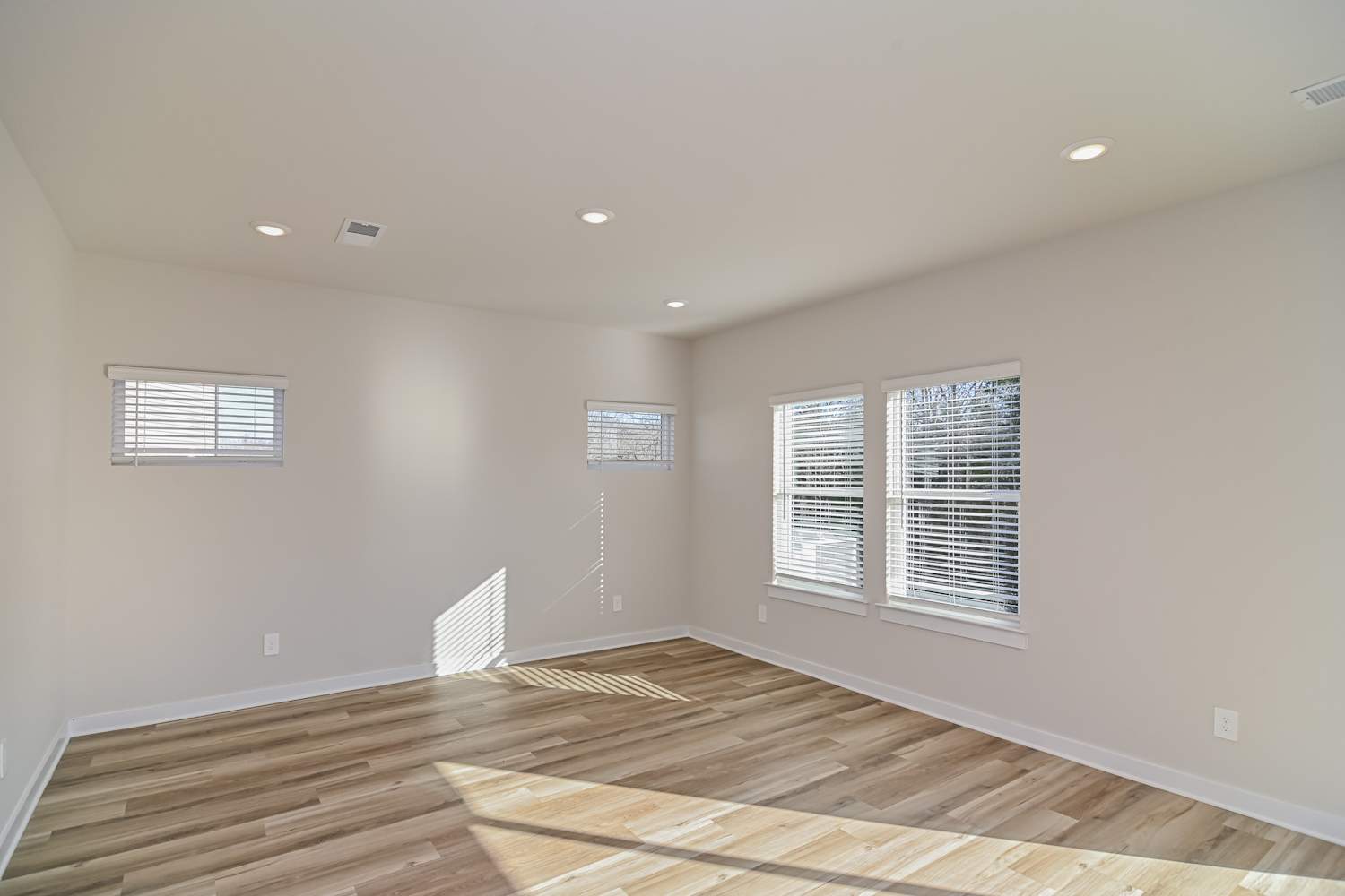 1151 Bluffton Circle 49 photo 4