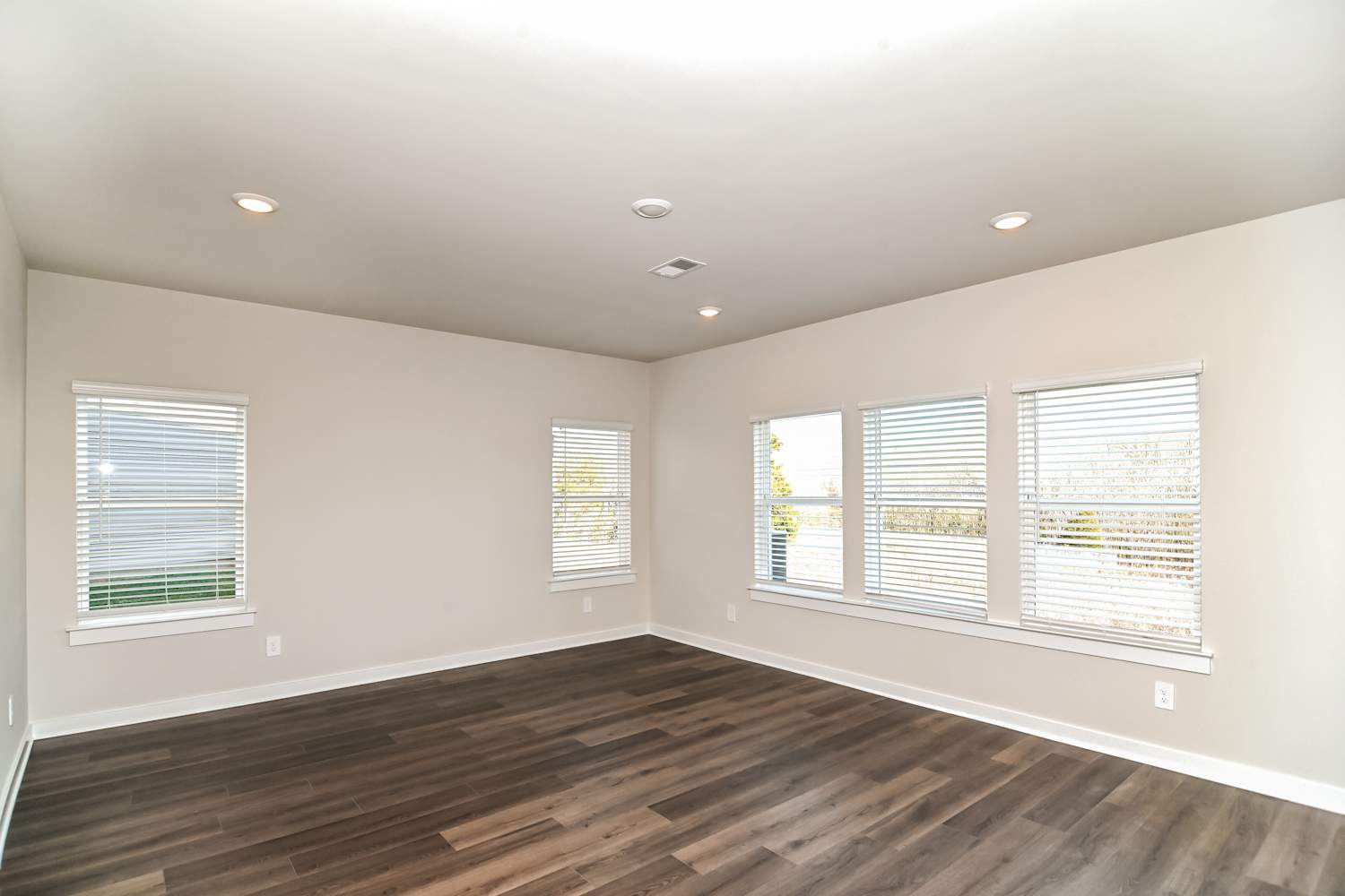 1111 Bluffton Circle 59 photo 4