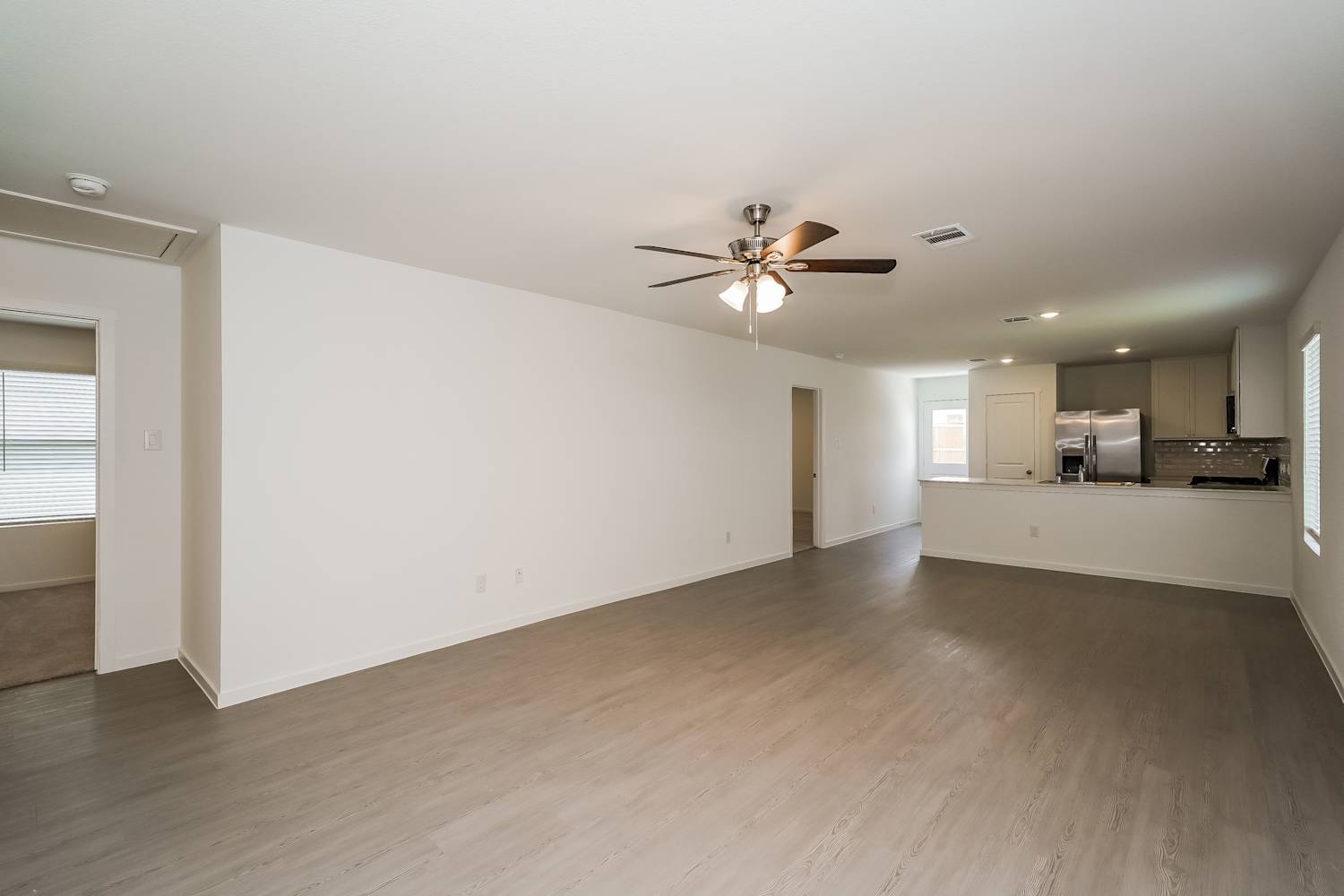 3113 Lynmar Lane photo 3