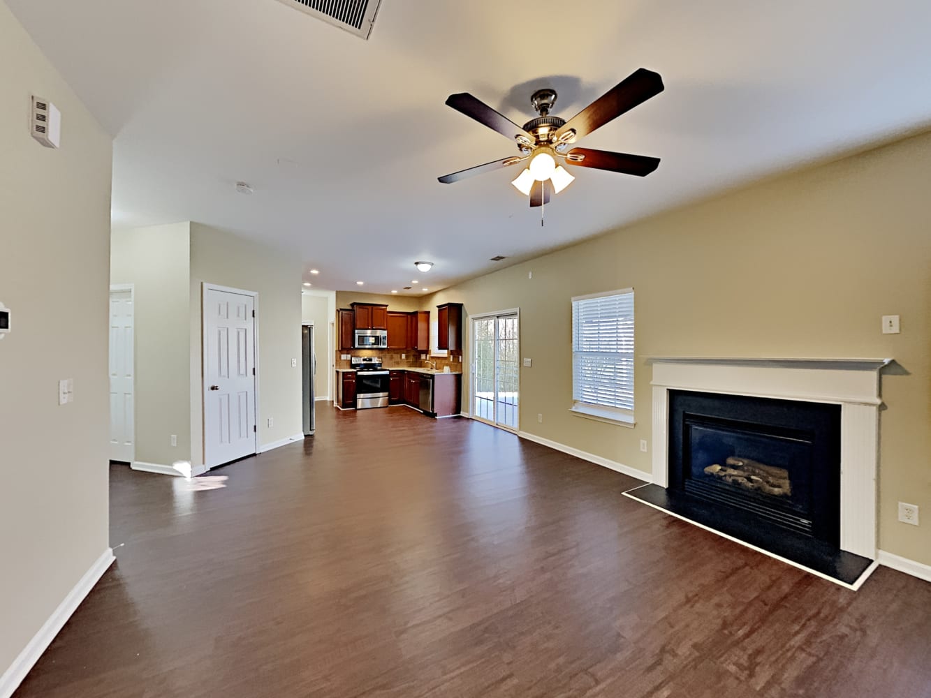 9018 Gailes Dr photo 5