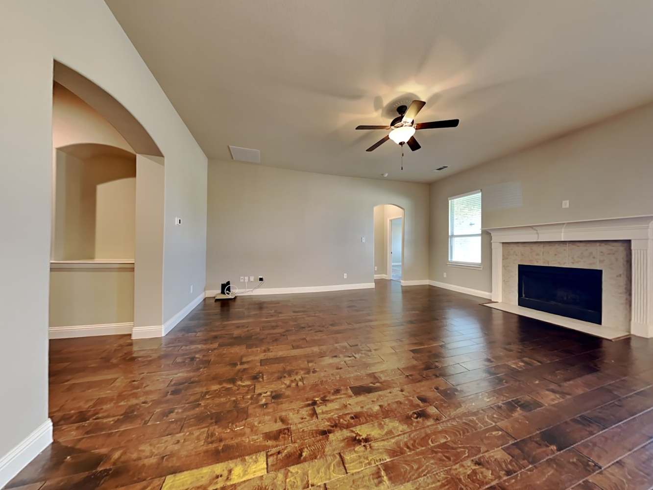 5629 Park View Dr photo 3