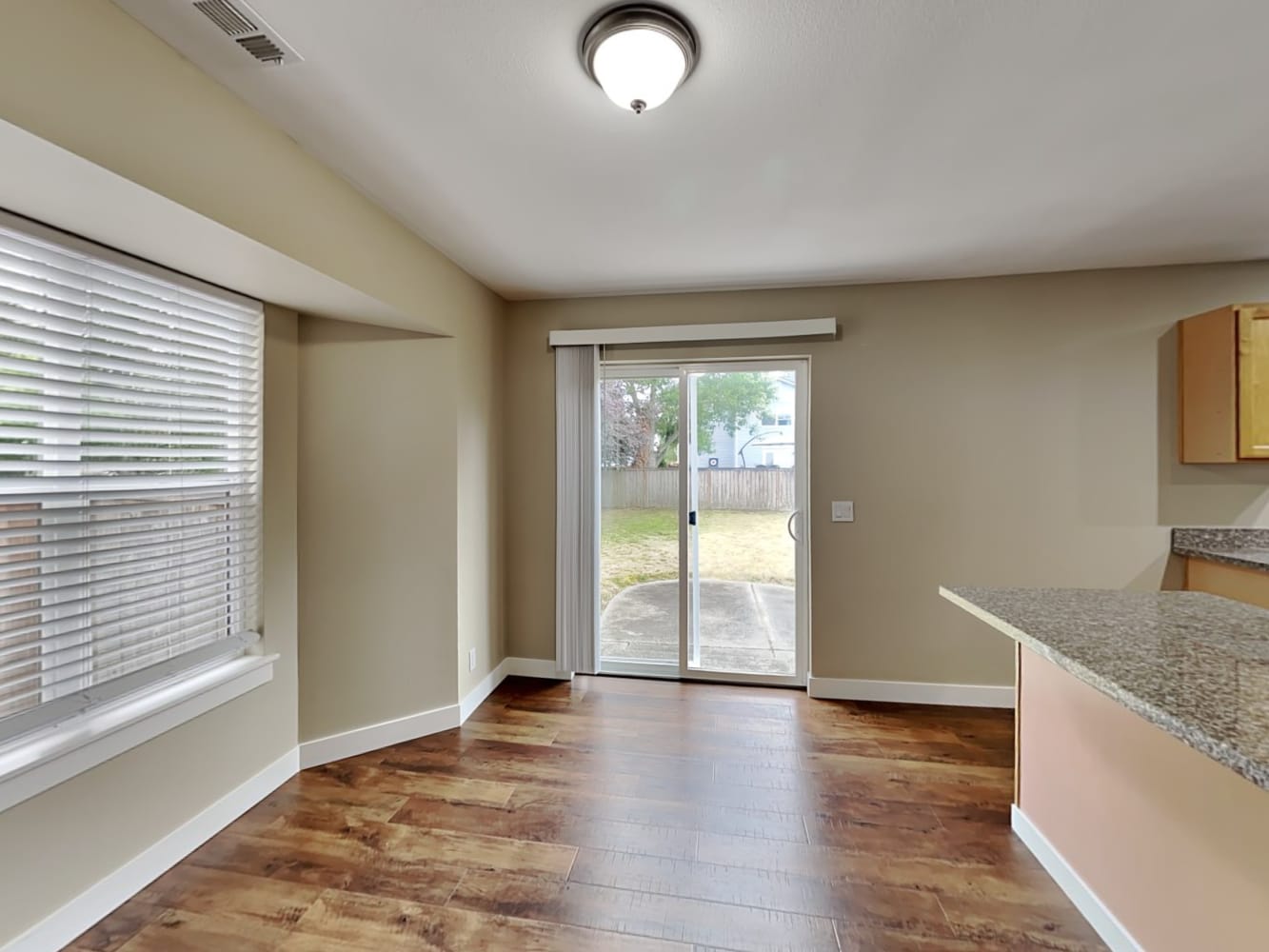 1109 Boatman Ave NW photo 4