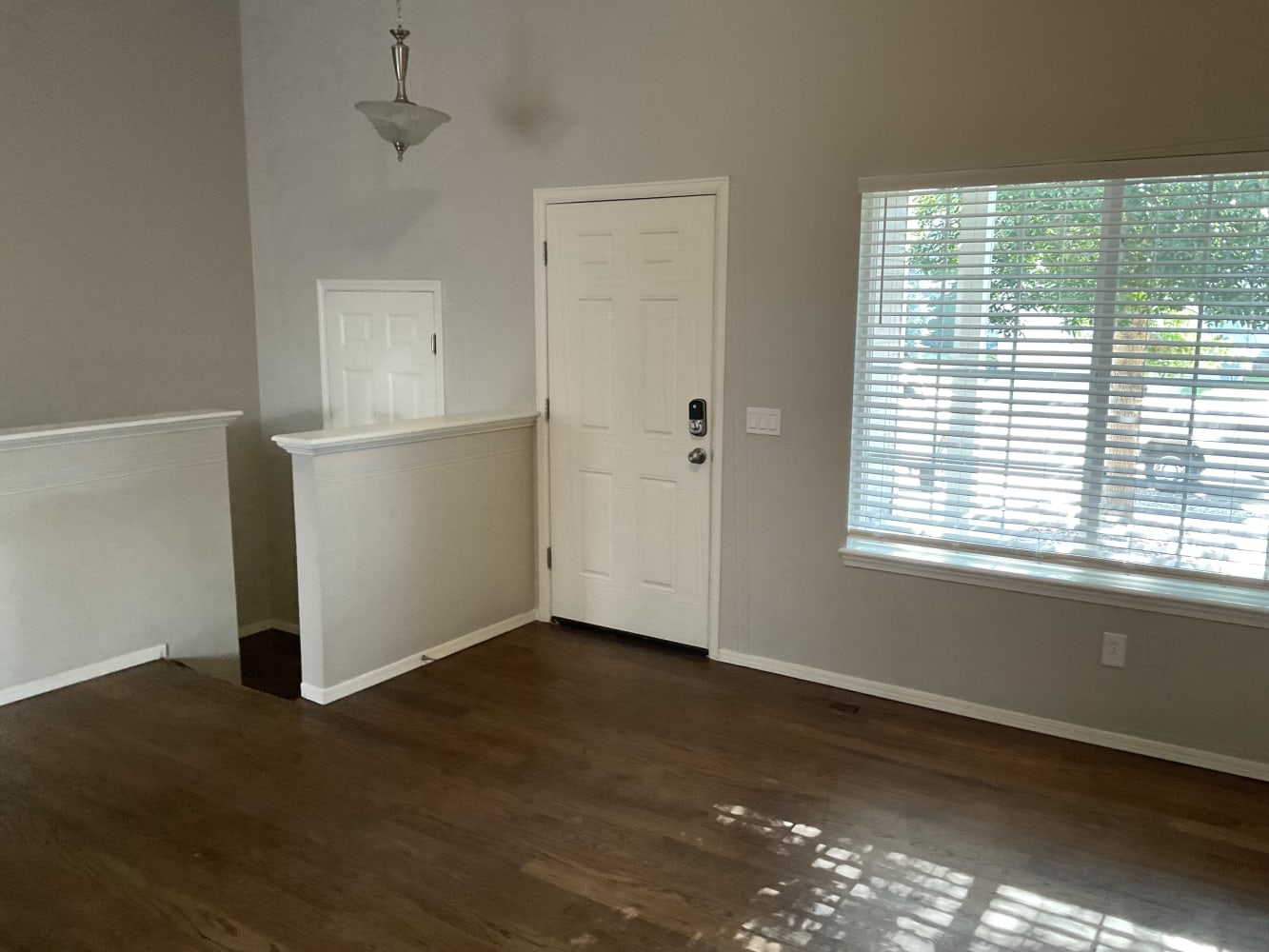 6025 Fossil Dr photo 4