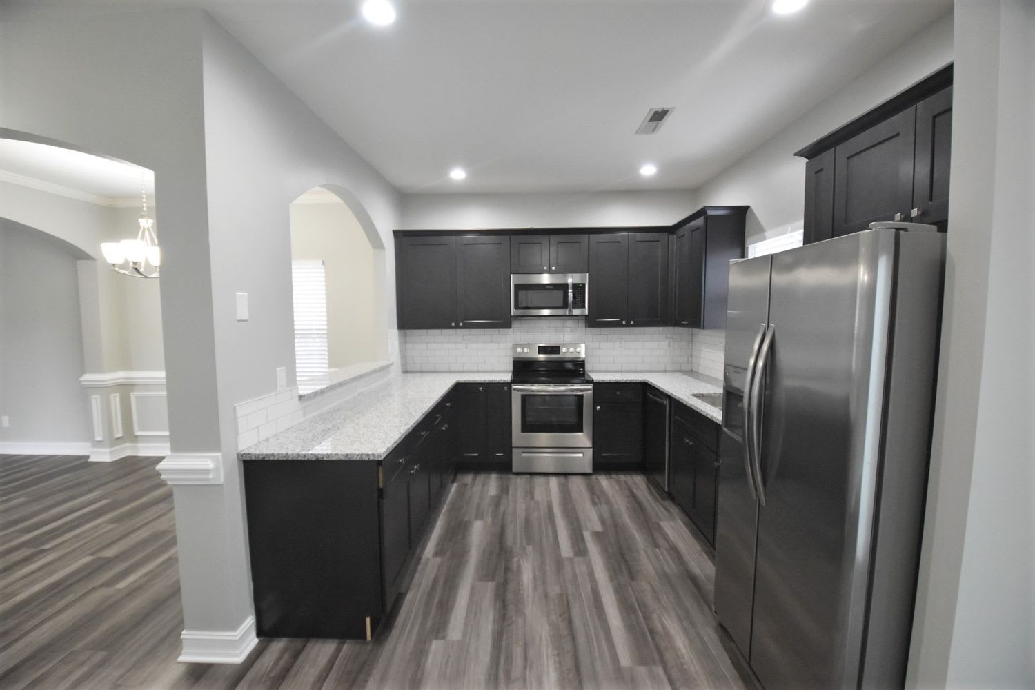8527 Castle Cliff Dr photo 5