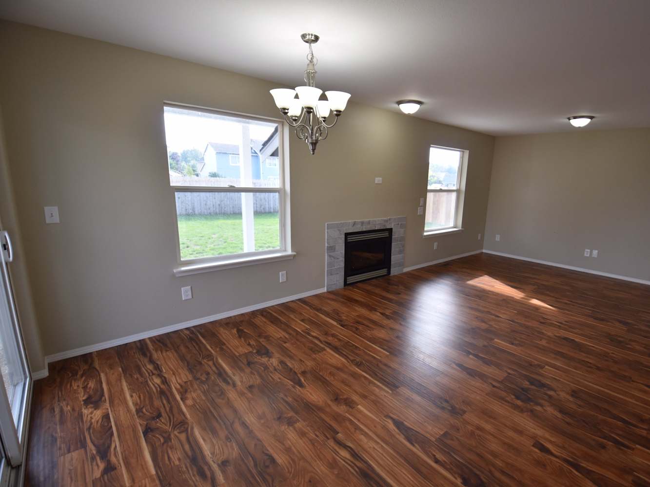 401 Kensington Ave NW photo 4