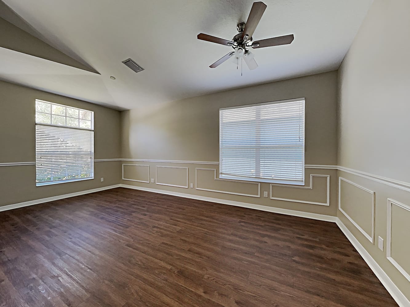 5211 Clover Mist Dr photo 5