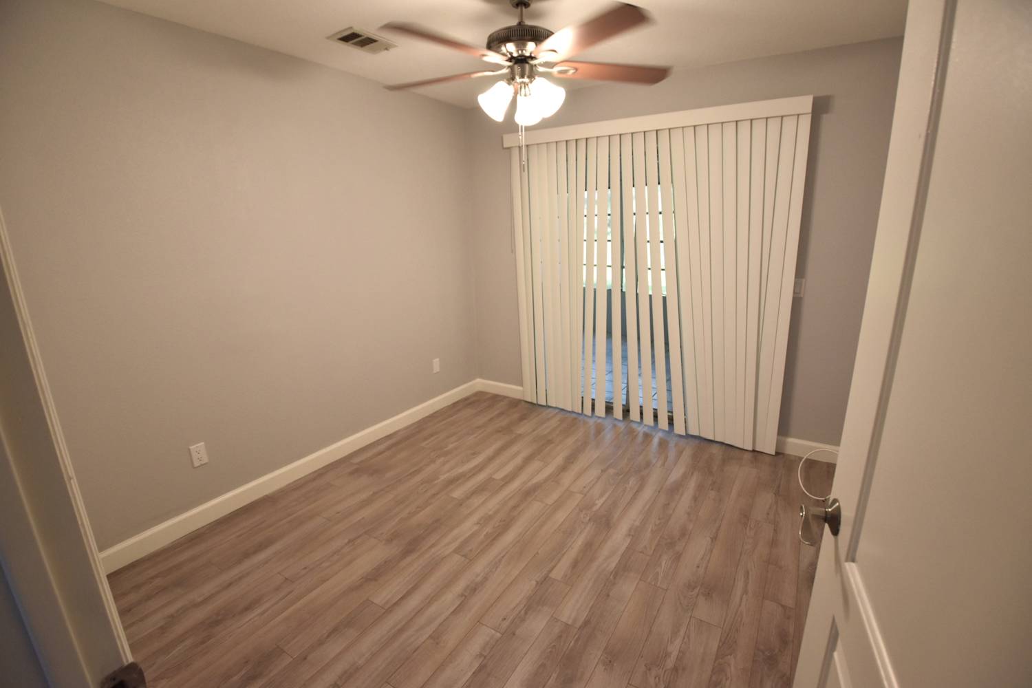2363 Ambrose Ln photo 5