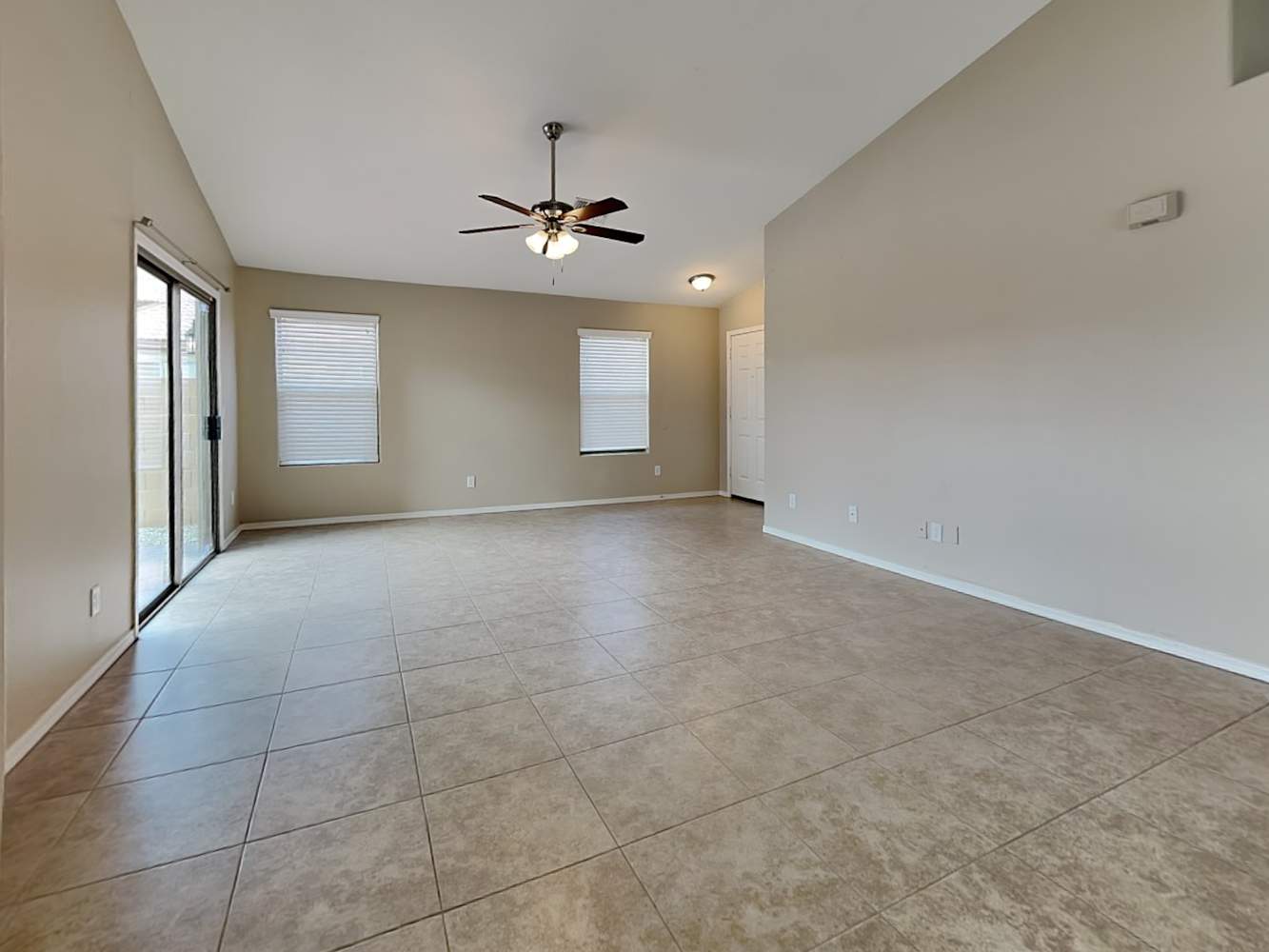 3122 S 93rd Ln photo 3