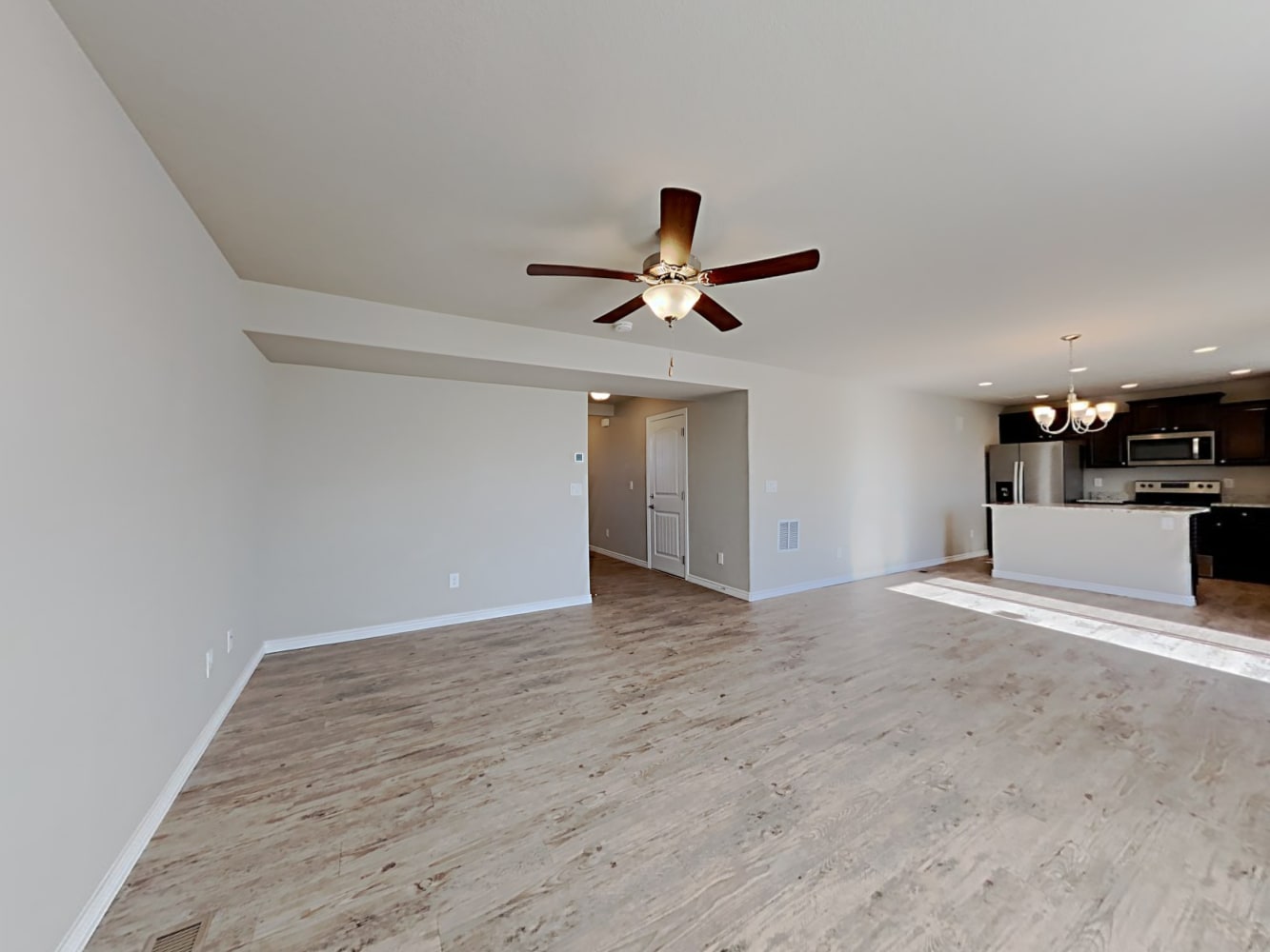 6953 Winnicut Dr photo 5