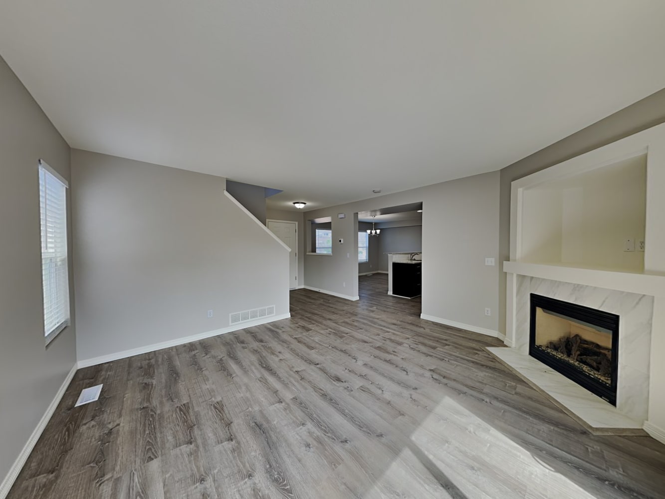 5546 Cassina Dr photo 5