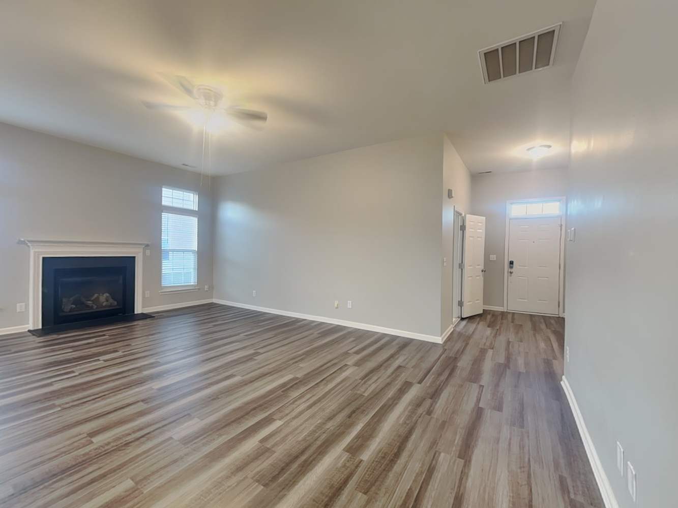 3515 Balsam Tree Dr photo 4