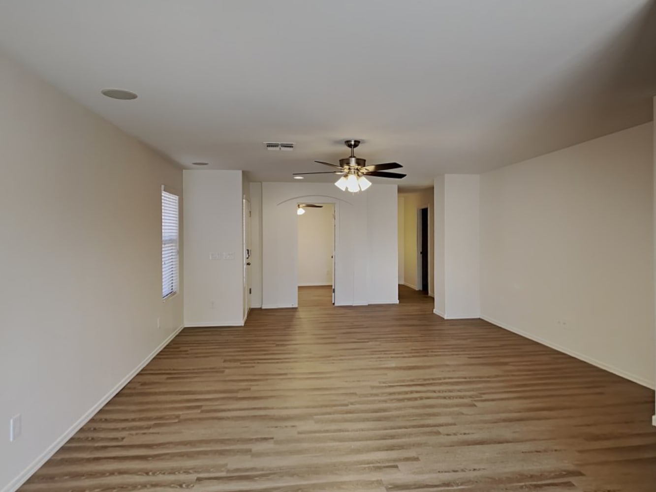 42366 W Bunker Dr photo 3