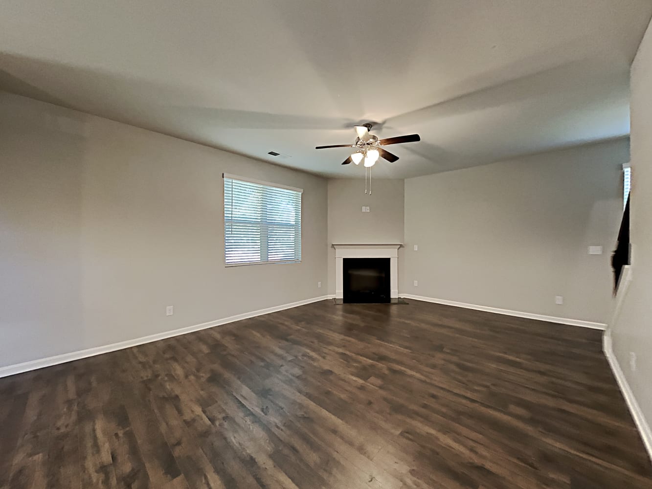 2063 Theberton Trl photo 4
