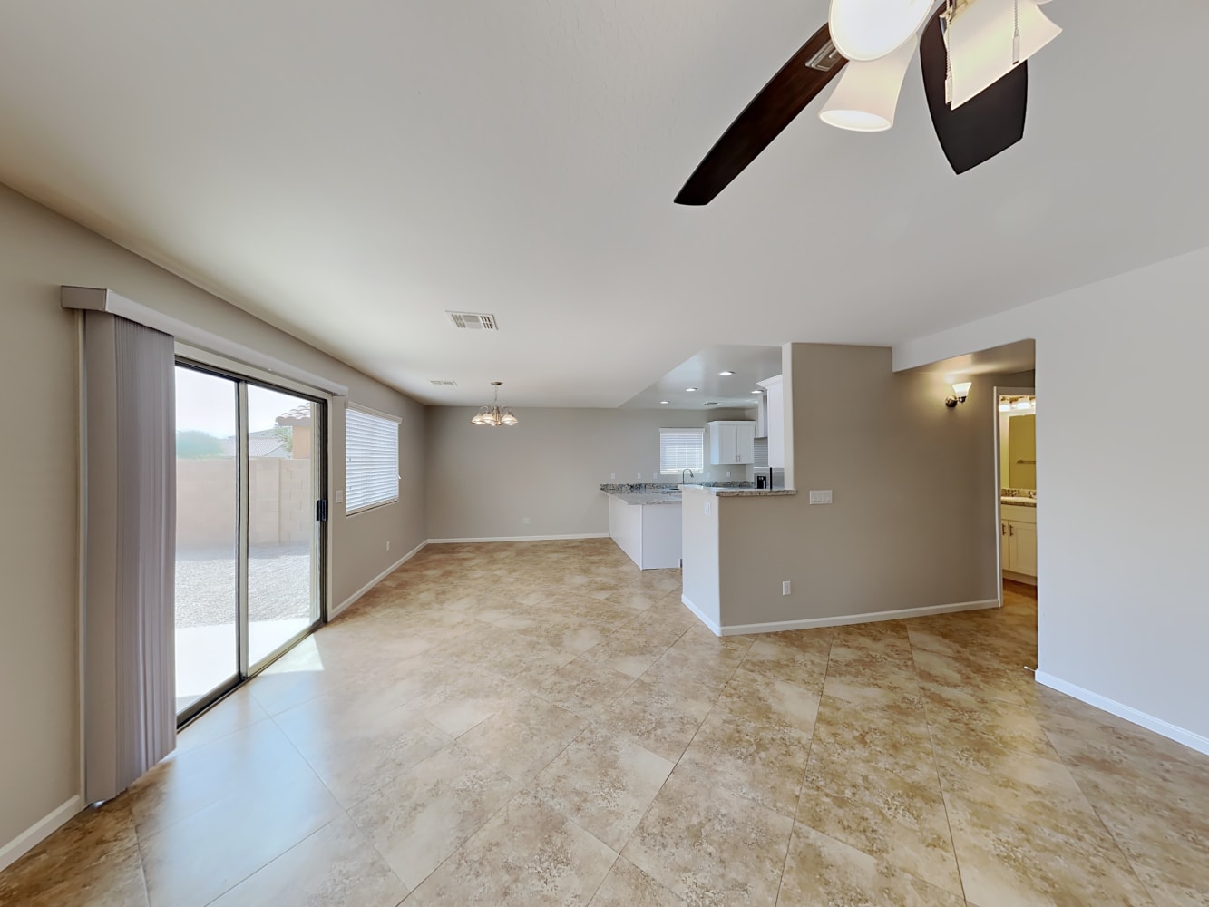 40037 W Sanders Way photo 4