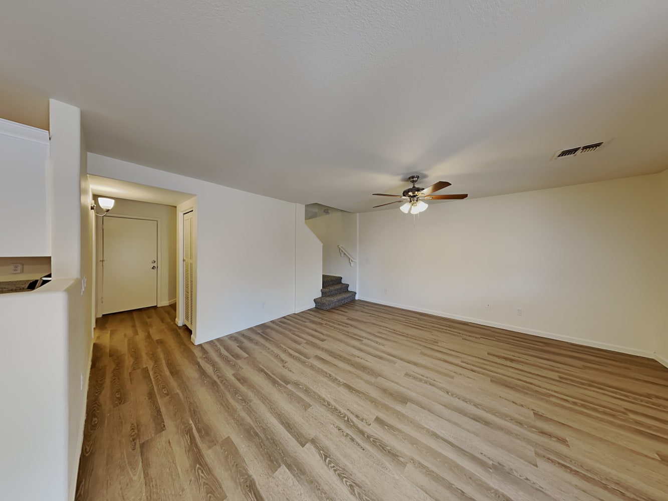 41640 W Sunland Dr photo 4