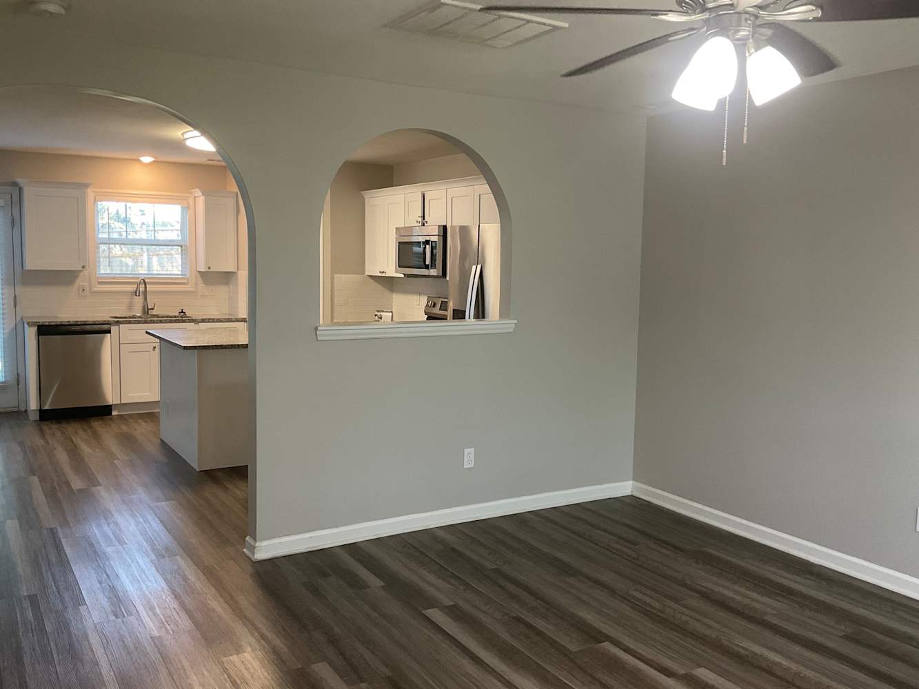 1508 Iron Dr photo 3