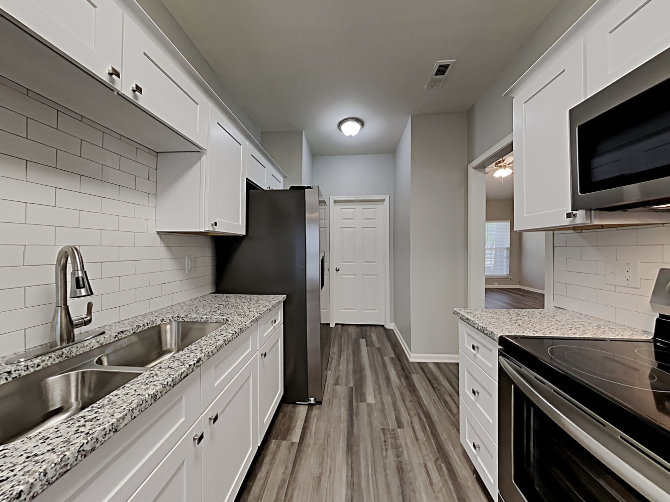 172 Devon Forest Dr photo 4