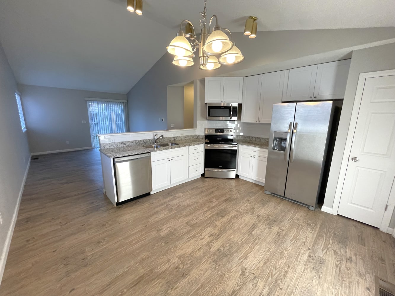12191 Niagara Ct photo 4