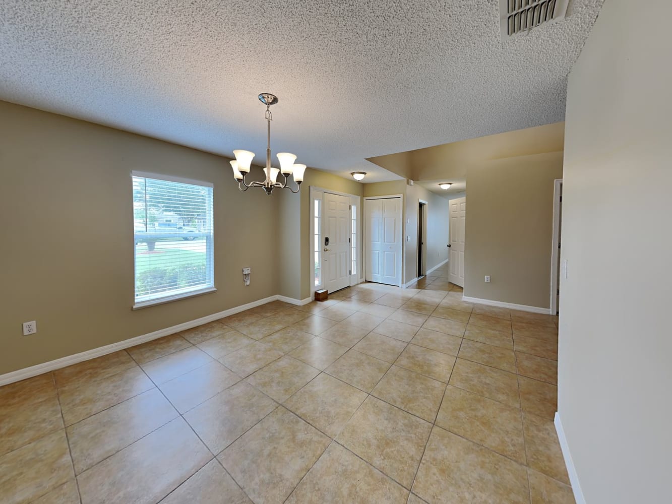 10749 Laxton St photo 4