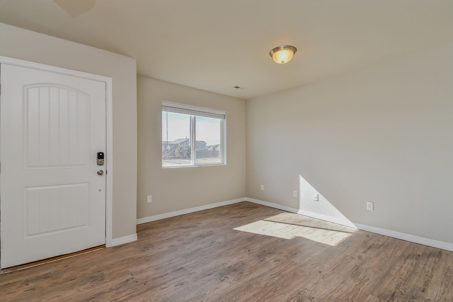 3614 Saguaro Cir photo 4