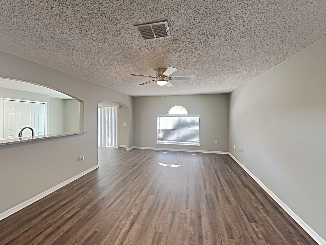 30450 Birdhouse Dr photo 4