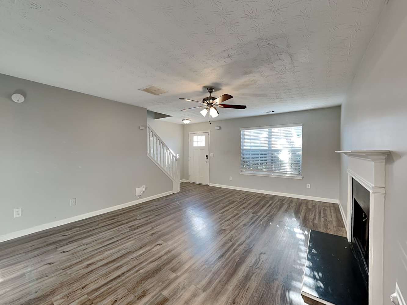 55 Keyton Dr photo 5