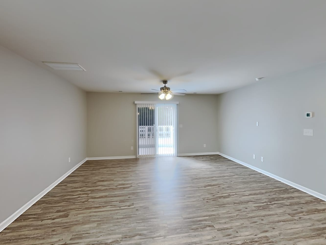 160 Silver Oak Cir photo 4