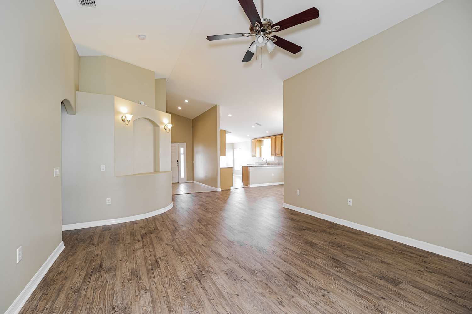 5354 Buckboard Dr photo 4