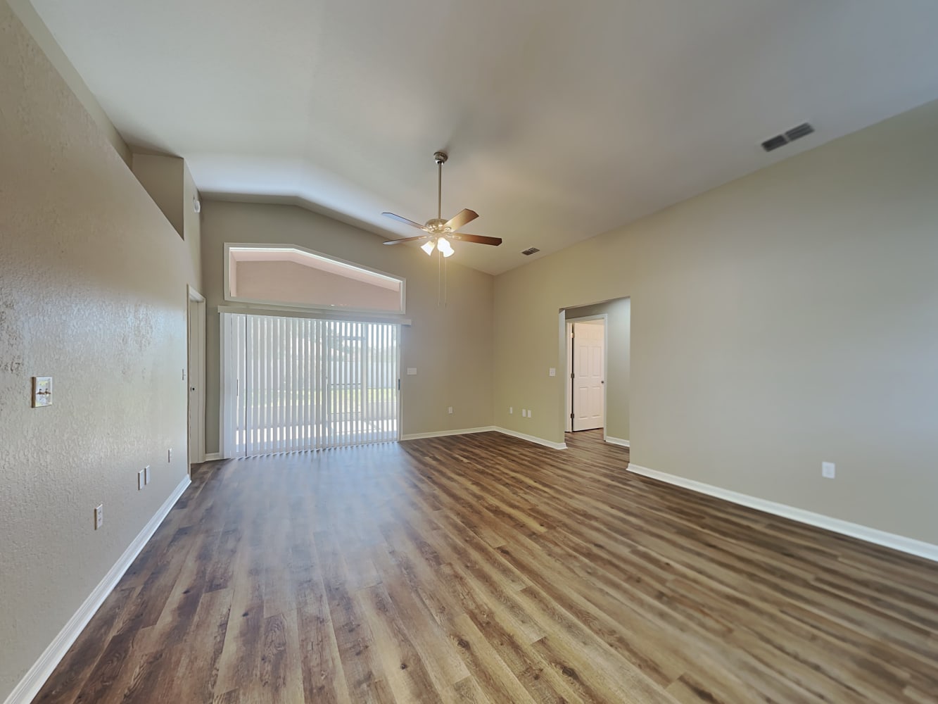 2823 Woodland Meadow Rd photo 4