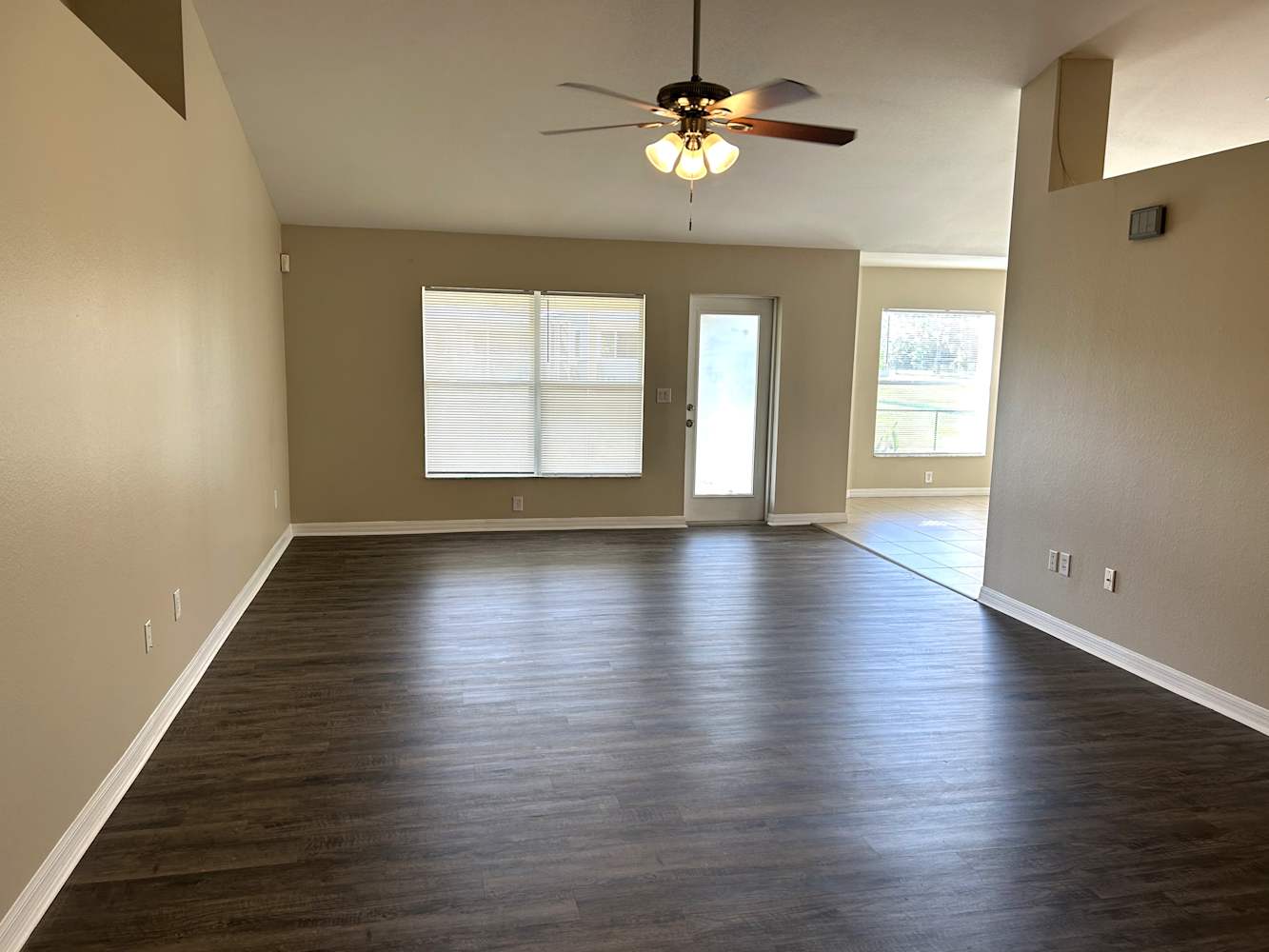 2484 Celebes Ct photo 4
