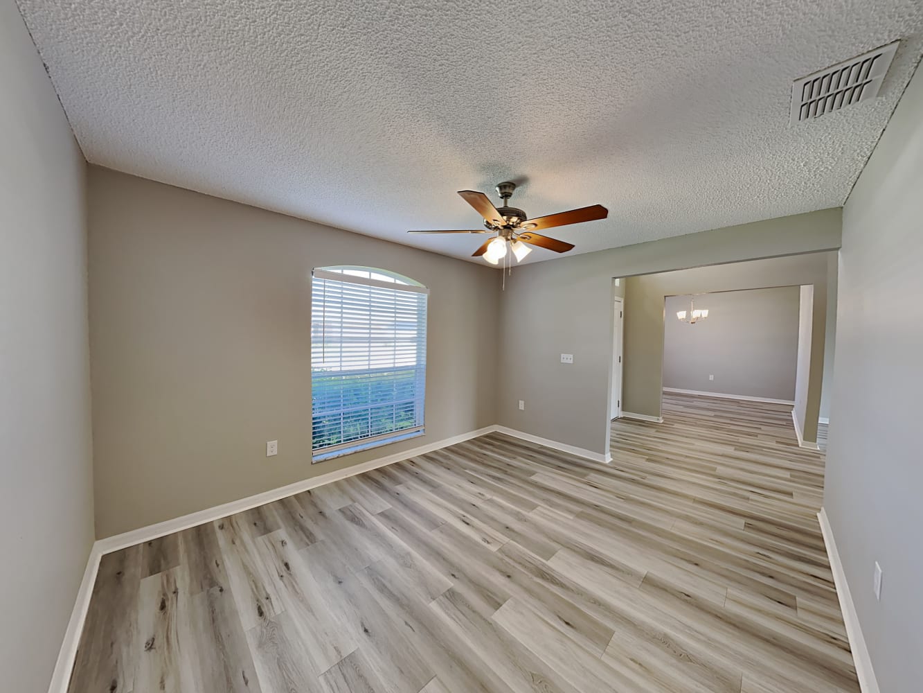 3274 Pebblebrooke Blvd photo 3