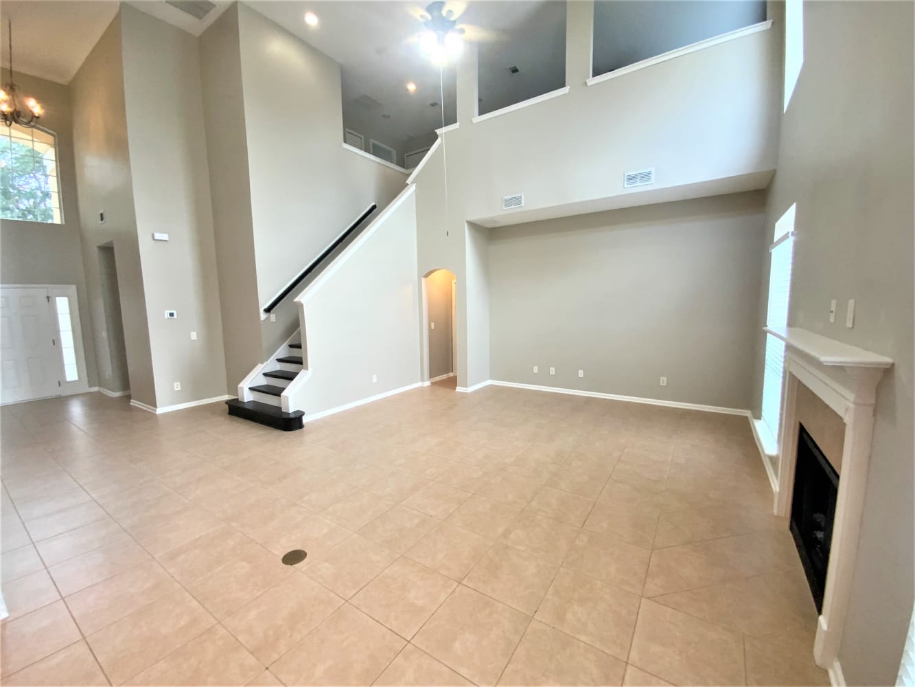 340 Brier Rose Ln photo 3
