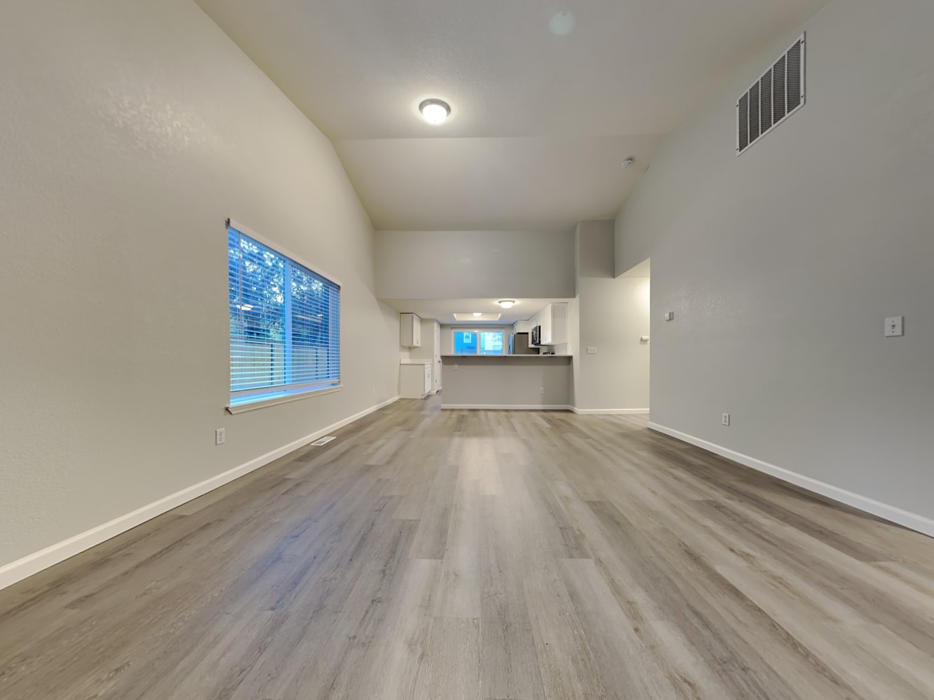5108 Jessica Ct SE photo 5