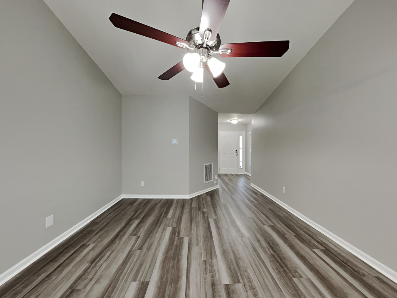 7015 Indian Ridge Ln photo 4