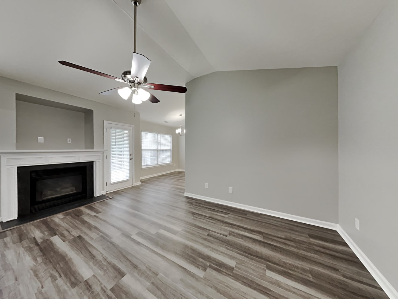 7015 Indian Ridge Ln photo 5