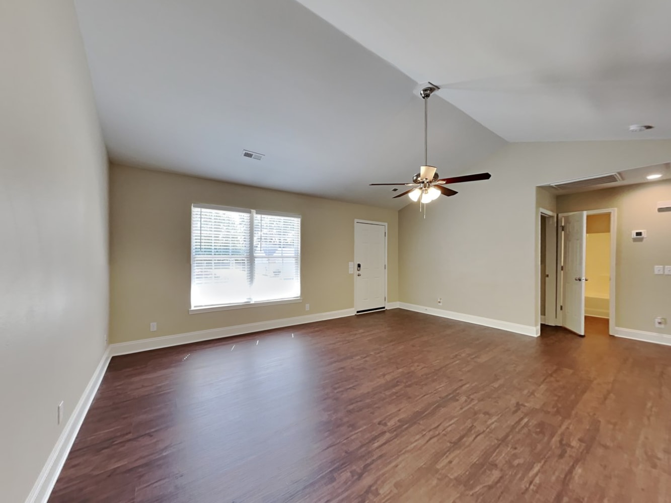 204 Tarrington Dr photo 3