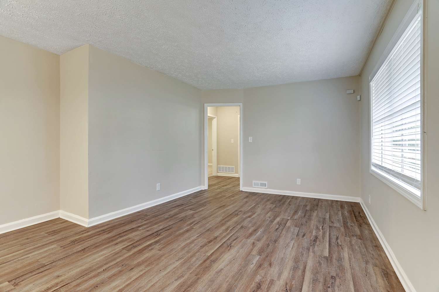 2304 Ousley Ct photo 4