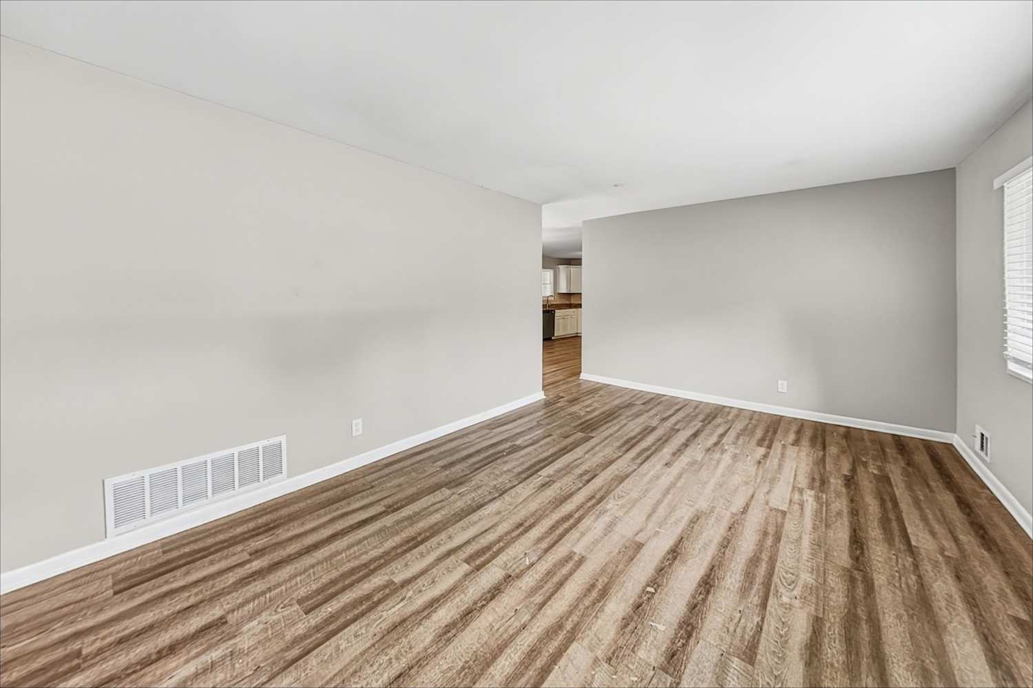 1908 Delowe Pl Sw photo 5
