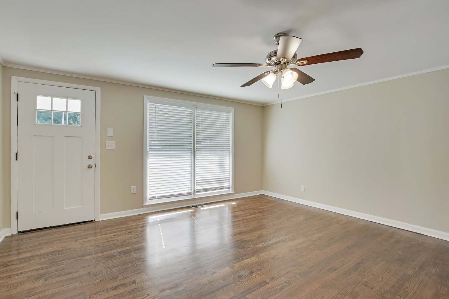 6069 Wisteria Ln photo 3