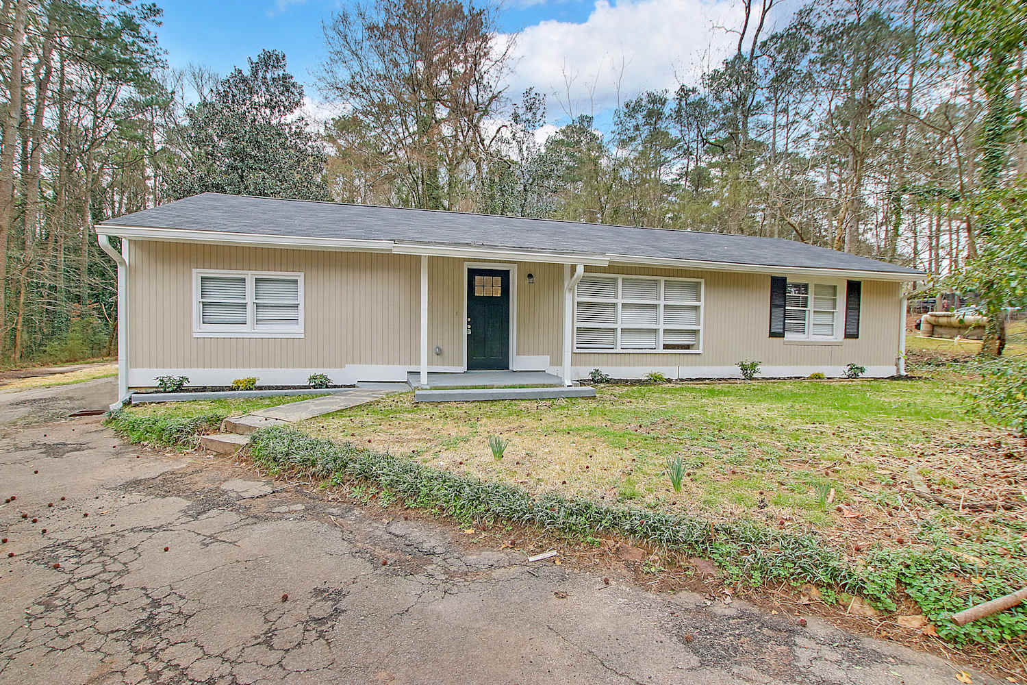 2504 Stone Rd - A photo 2
