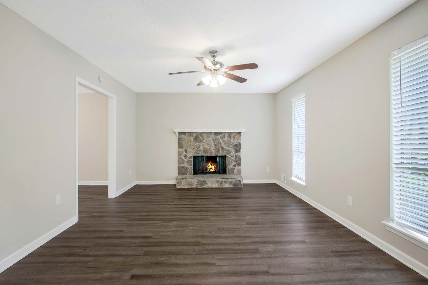 4421 Blackbirch Ln photo 3