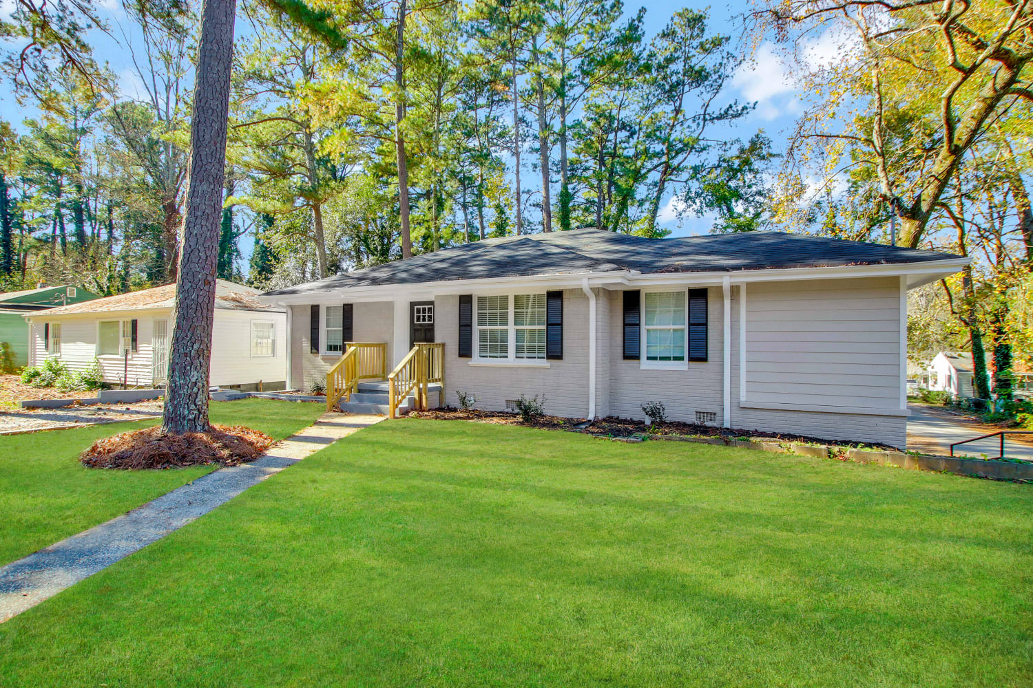 2967 Sylvan Rd photo 2