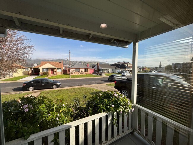 710 West Orange Avenue, South San Francisco, CA 94080 photo 4