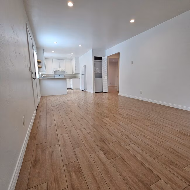 1845 N Vulcan Ave Encinitas, CA 92024 photo 5