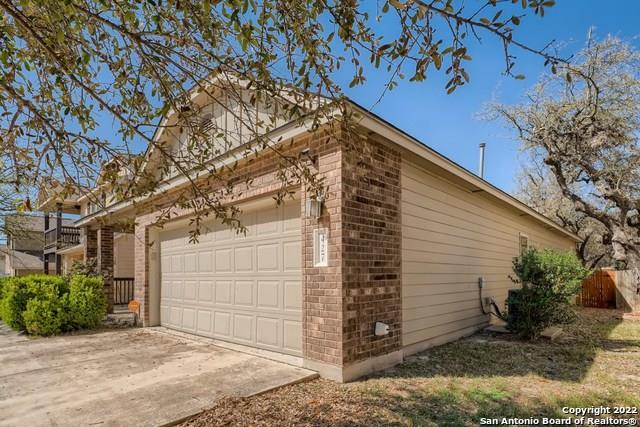 427 Unicorn Ranch San Antonio, TX 78245 photo 2