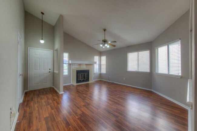 11617 Pearwood Pl Austin, TX 78758 photo 4